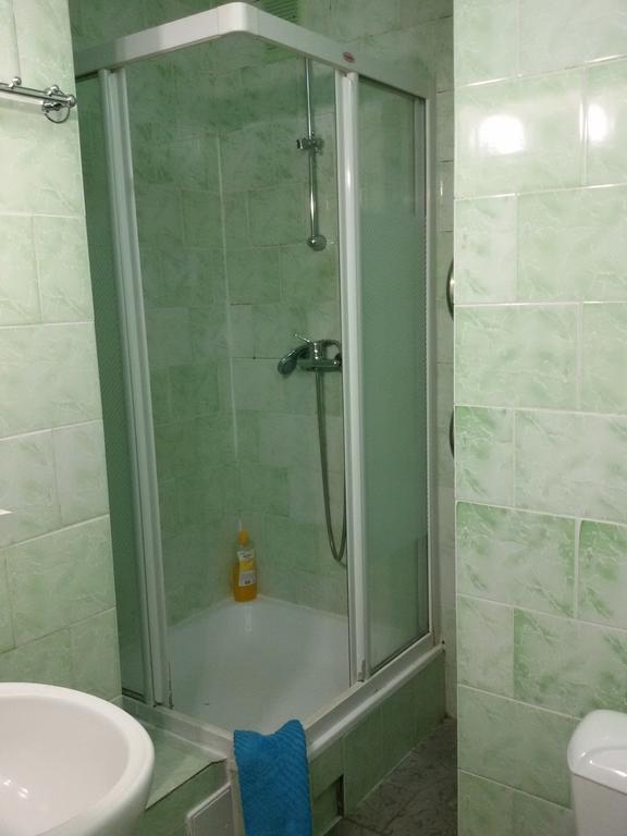 Apartment Gospitalna Street 2 เคียฟ ภายนอก รูปภาพ